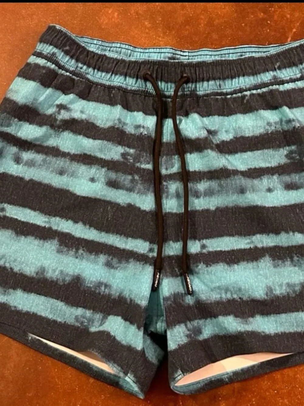 Oakley Men's Striped Swim Trunks Shorts Size Small